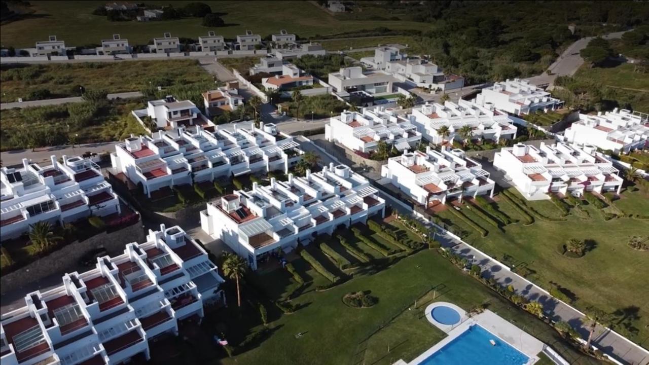 Beach Cove In Conil Conil De La Frontera Esterno foto